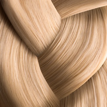 Great Lengths Essenza shade 27 Beach Kissed